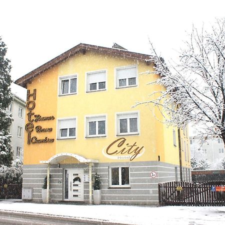 City Hotel Neunkirchen Exterior foto